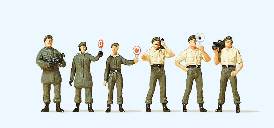 Preiser 10394 German BGS Traffic Operations (6) Exclusive Figure Set HO