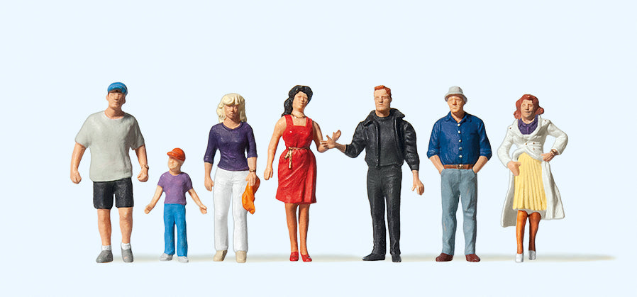 Preiser 10541 Passers By (7) Exclusive Figure Set HO