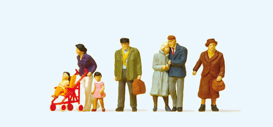 Preiser 10564 Passers By (7) Exclusive Figure Set HO