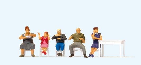 Preiser 10577 At the Table Scene (5) Exclusive Figure Set HO