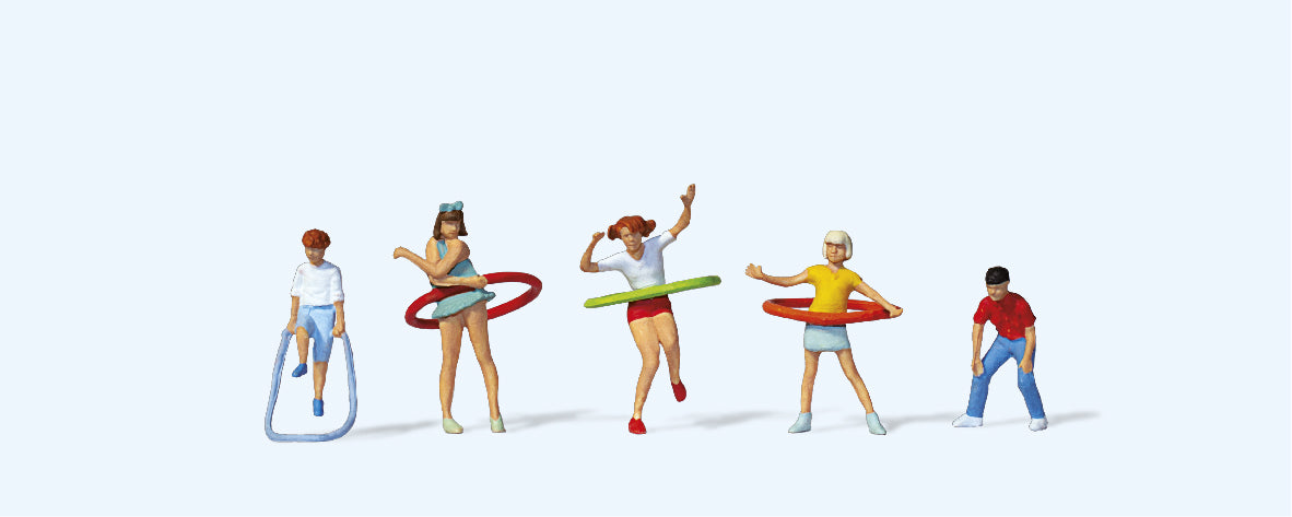Preiser Children Playing (5) Exclusive Figure Set PR10767 HO Gauge
