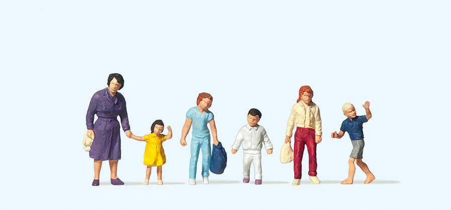 Preiser 14041 Woman and Children (5) Standard Figure Set HO