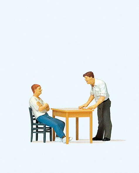 Preiser 28117 Under Interrogation Figure HO