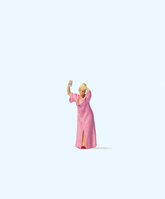 Preiser 28229 Woman Using Hairspray Figure HO