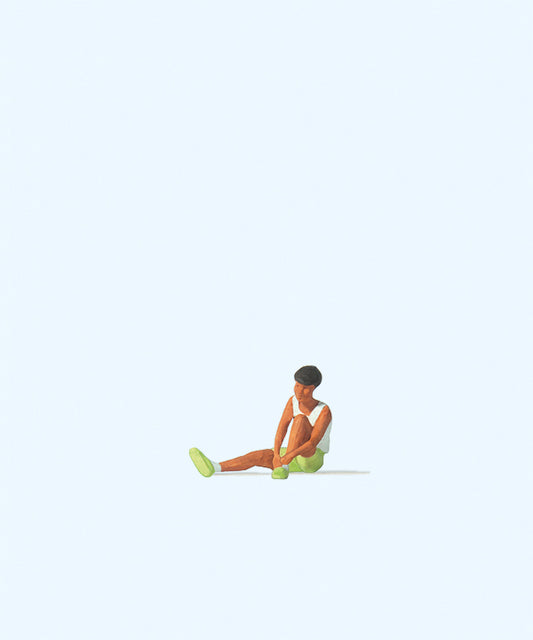 Preiser 28233 Sportswoman Tying Shoe Figure HO