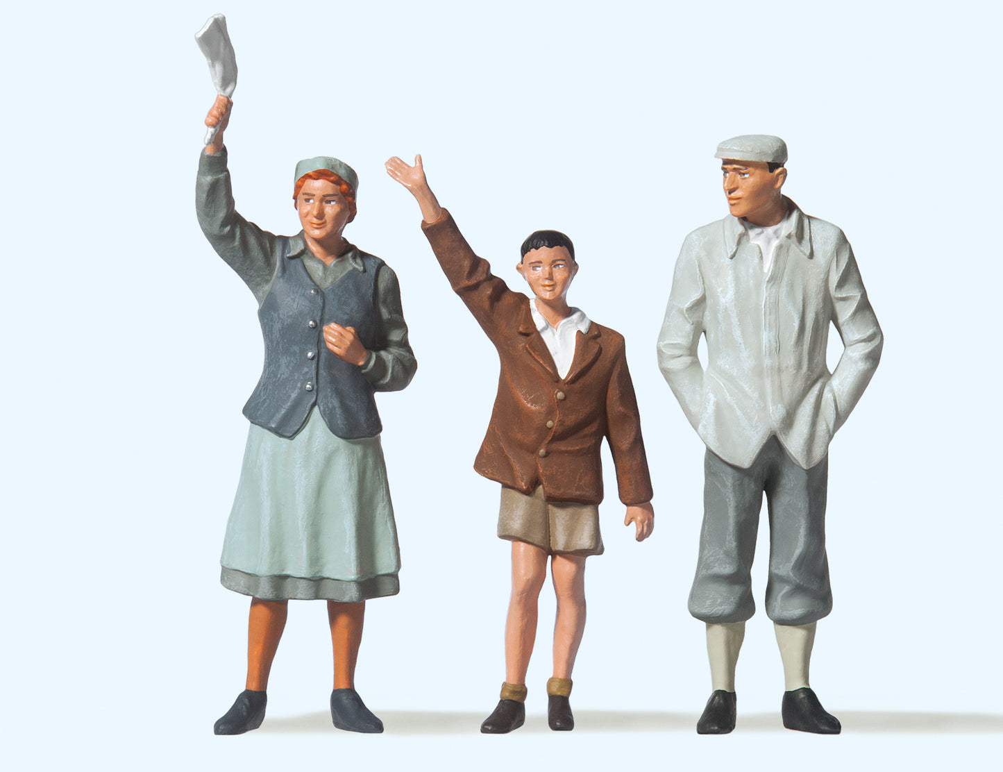Preiser 45084 Family Waving at the Platform (3) Figure Set G Gauge