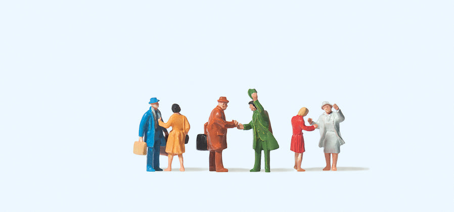 Preiser 79028 Arriving Passengers (6) Figure Set N Gauge