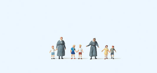 Preiser 79211 Protestant Sisters (2) with Children (5) Figure Set N Gauge