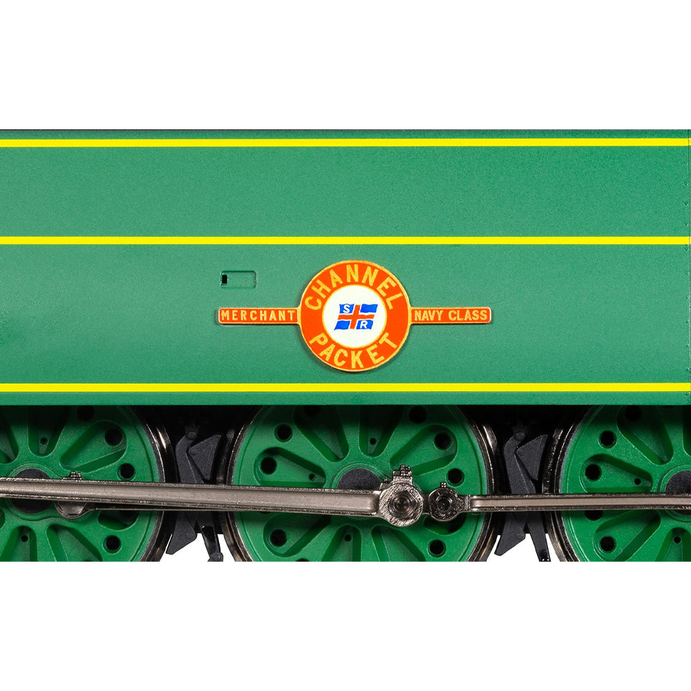 Hornby R30399SS SR Merchant Navy Class 4-6-2 21C1 Channel Packet - Steam Gen.