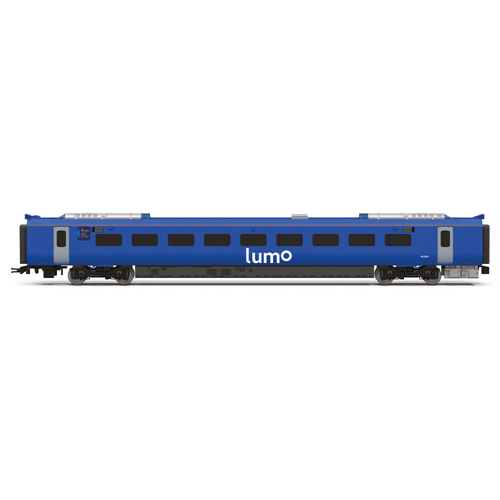 Hornby R40561 RailRoad Lumo Coach 843001