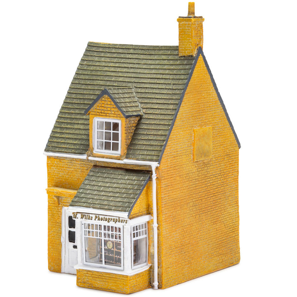 Hornby Skaledale Building R7268 M. Wilks Photographers OO Gauge Building
