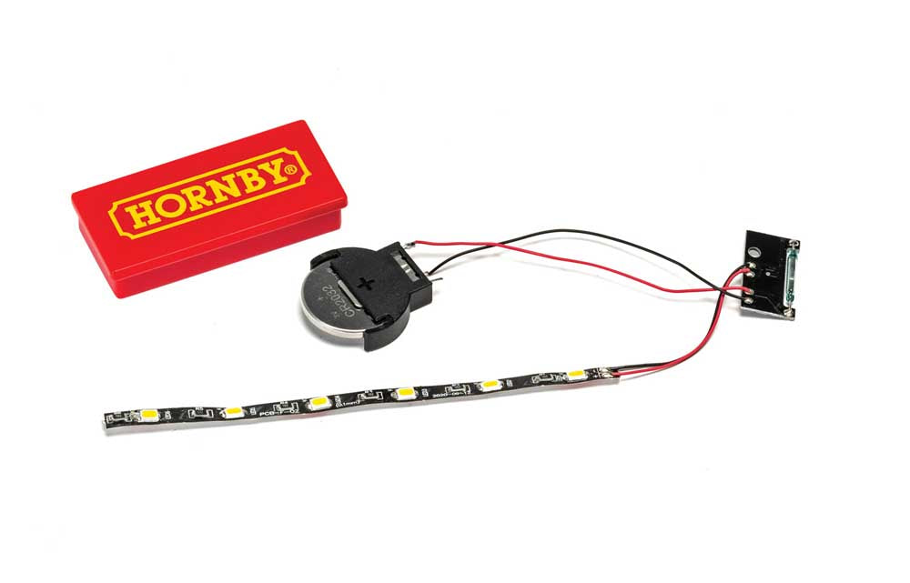 Hornby DCC R7338 Maglight for 4/6 Wheeled Coaches