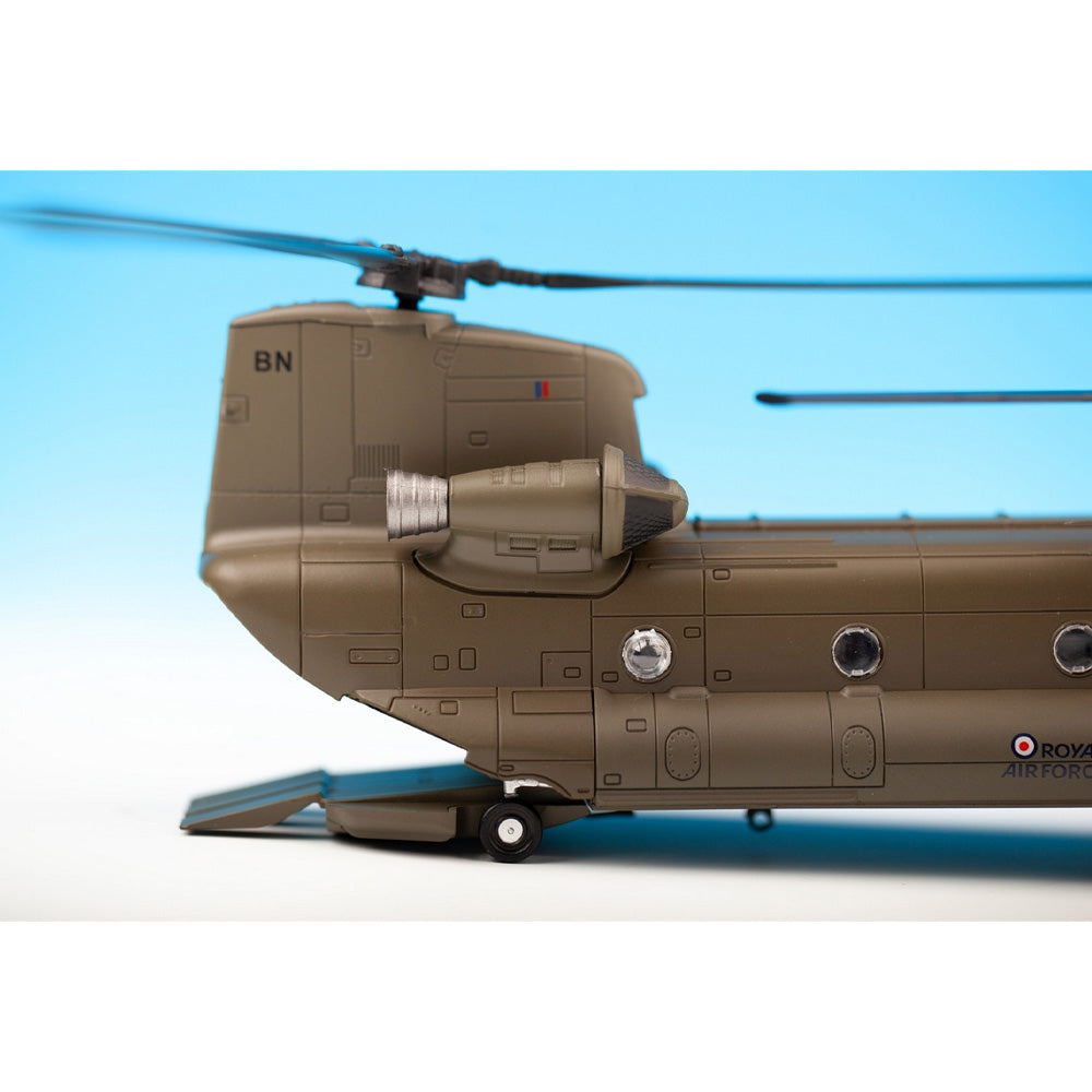 RAF Chinook Helicopter Officially Licensed 1:72 Diecast Model