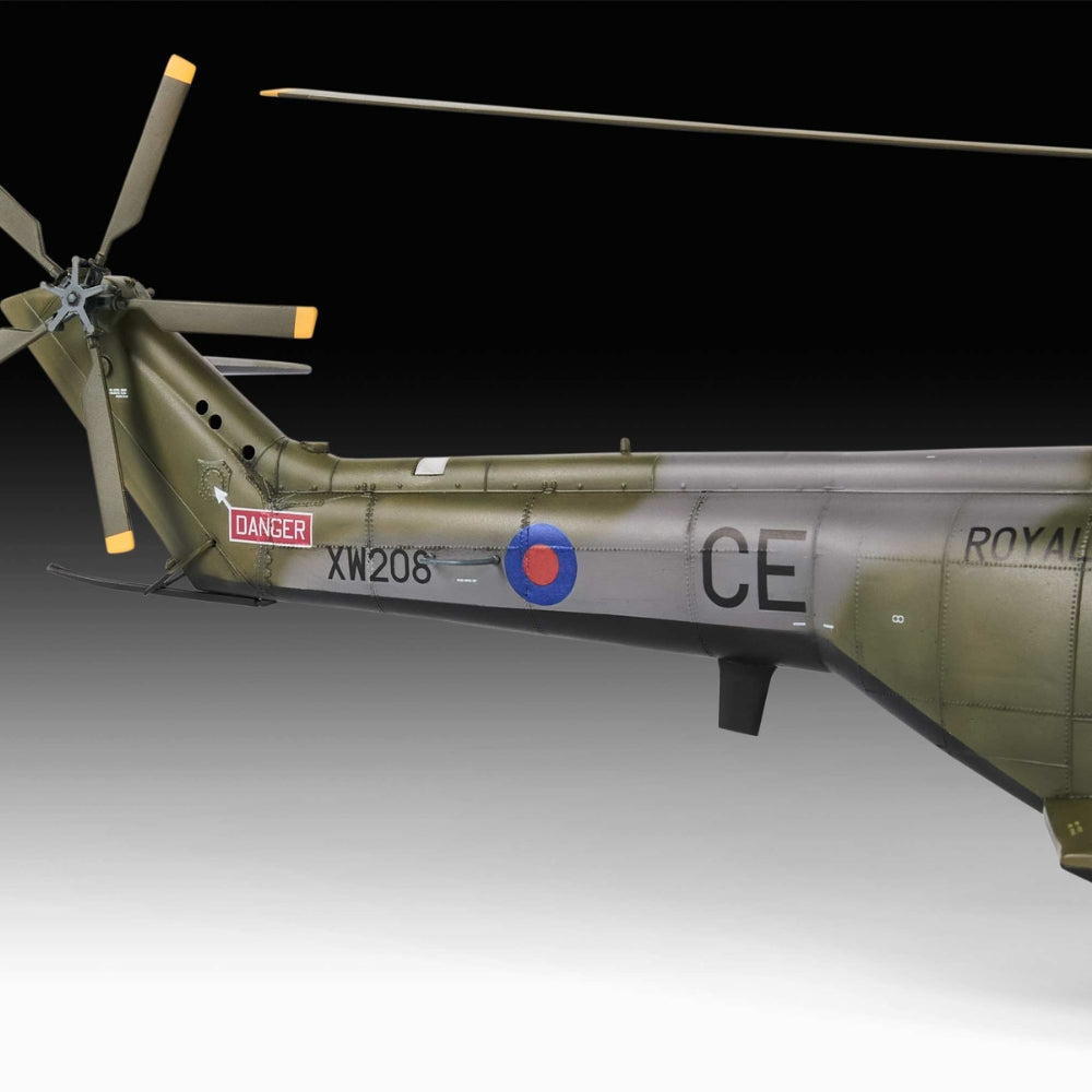Revell 03758 SA 330/Westland Puma HC.1 (Revell Classics) 1:32 Model Kit
