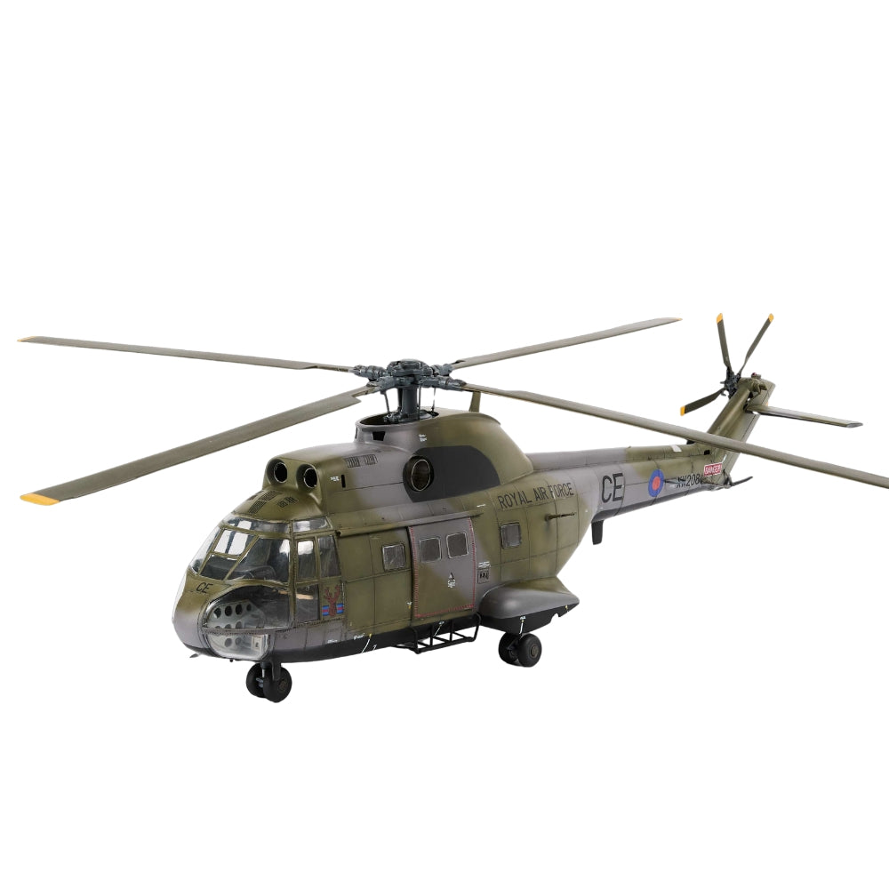 Revell 03758 SA 330/Westland Puma HC.1 (Revell Classics) 1:32 Model Kit