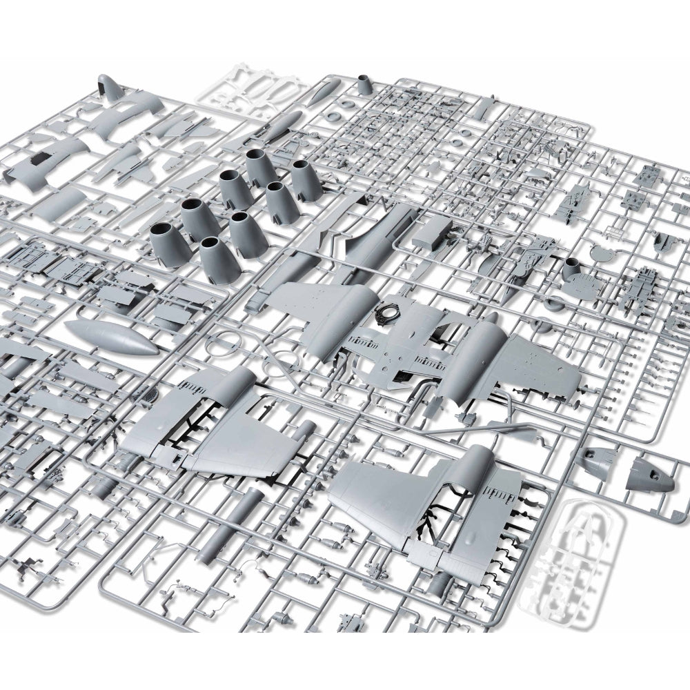 Revell 03779 Gloster Meteor F.8/FR.9 - First Edition 1:32 Model Kit