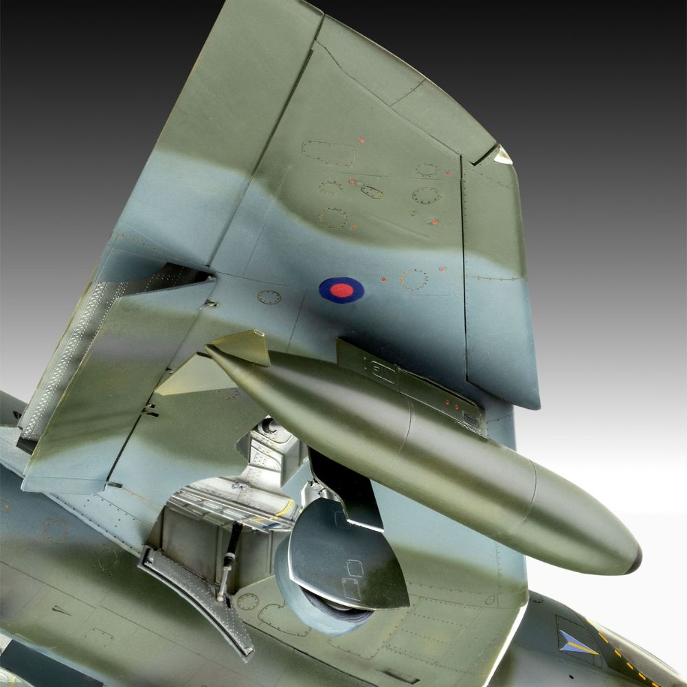 Revell 03786 Hawker Hunter T.7/T.7A 1:32 Model Kit