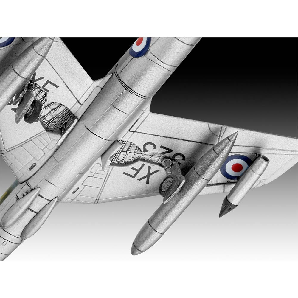 Revell 03833 Hawker Hunter FGA.9 1:144 Plane Model Kit