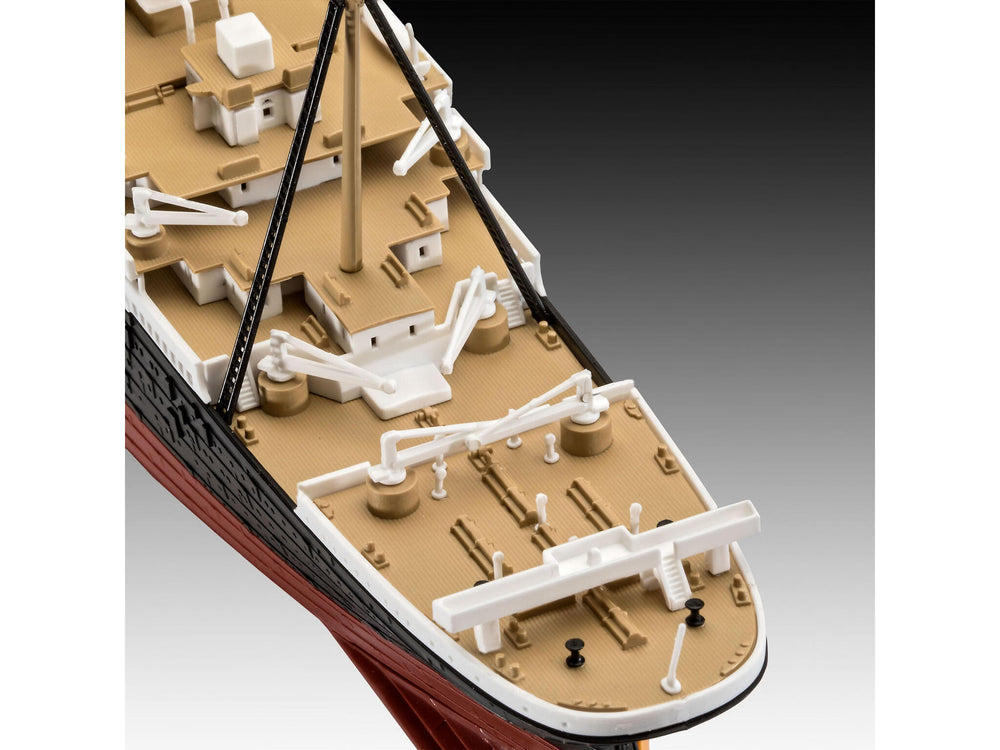 Revell 05497 R.M.S. Titanic (Click System) 1:600 Model Kit