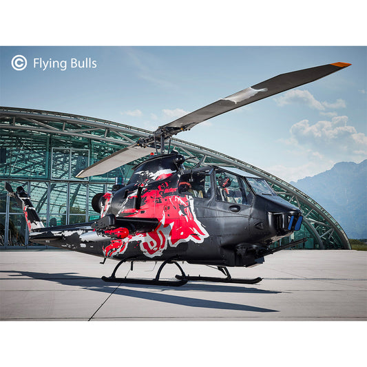 Revell 05640 Gift Set AH-1F Cobra: Flying Bulls 25th Anniversary 1:48 Model Kit