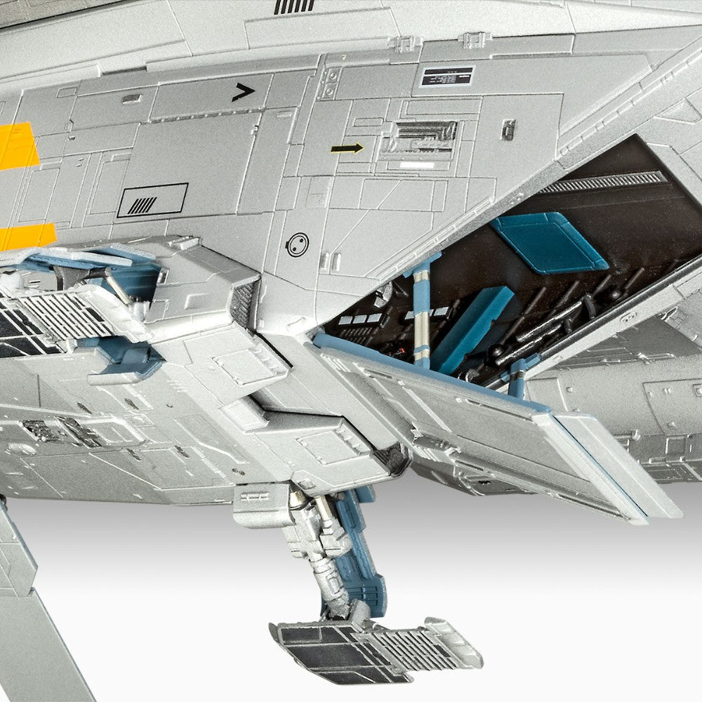 Revell 06747 The Mandalorian: Razor Crest 1:72 Model Kit