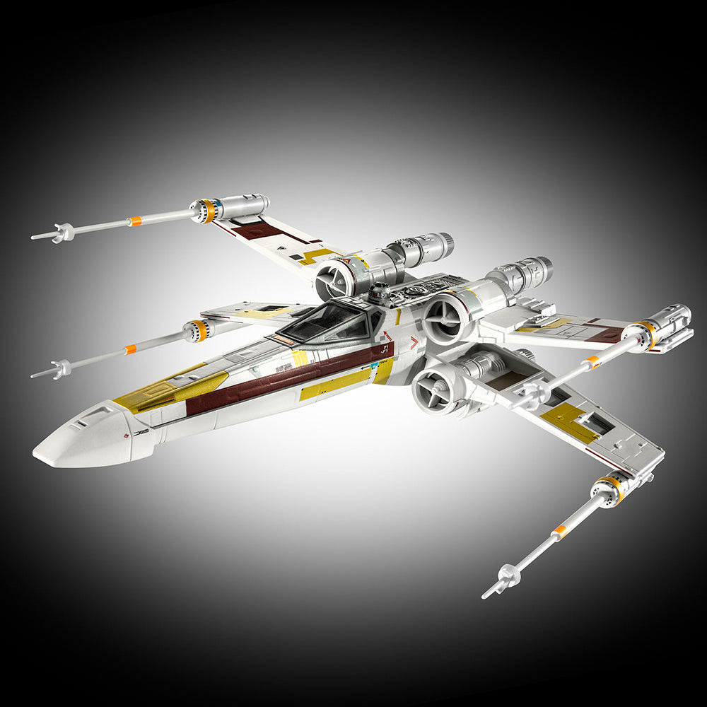 Revell 06790 Carson Teva's X-Wing Fighter: The Mandalorian 1:57 Model Kit