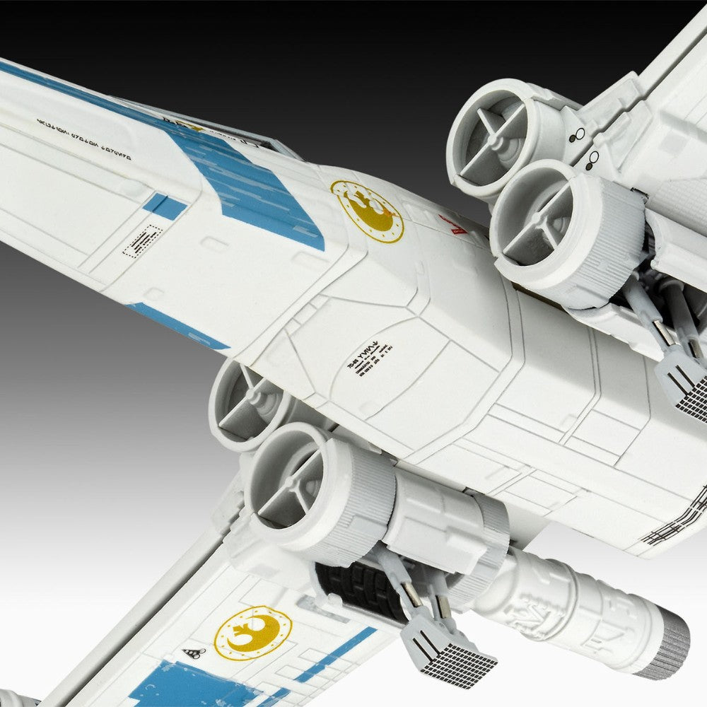 Revell 06791 The Mandalorian: New Republic X-Wing Fighter 1:57 Model Kit
