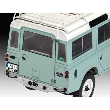 REVELL Land Rover Series III 1:24 Car Model Kit 07047