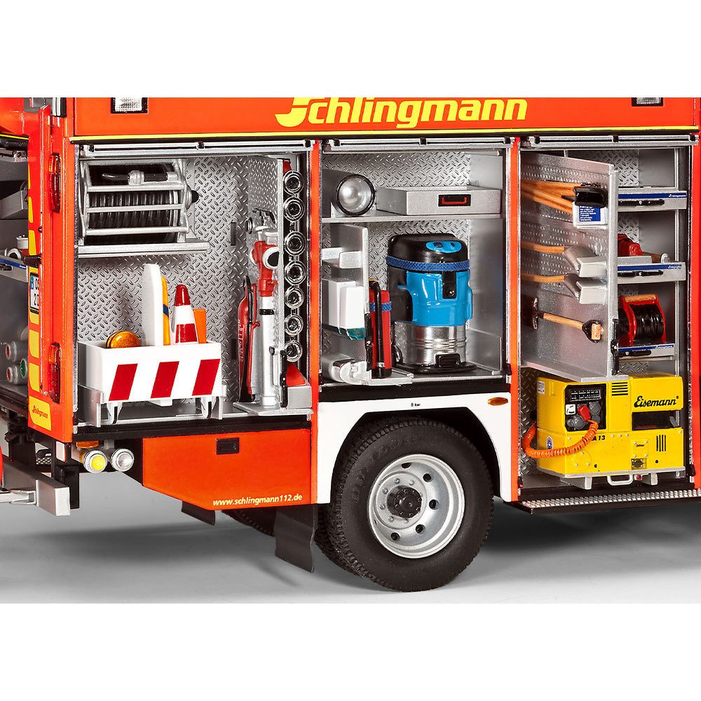 Revell 07404 Schlingmann LF 20/16 Fire Engine Truck 1:24 Model Kit