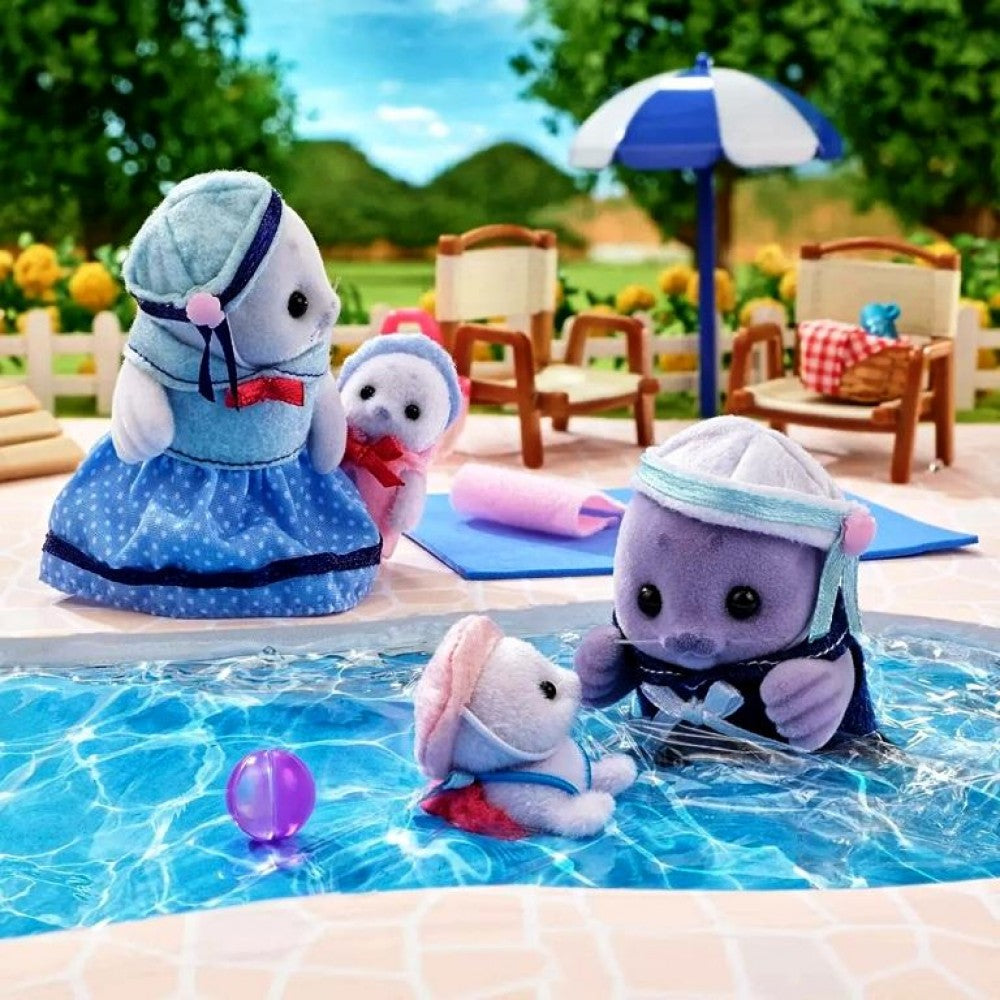 SYLVANIAN Families Seal Family 5759