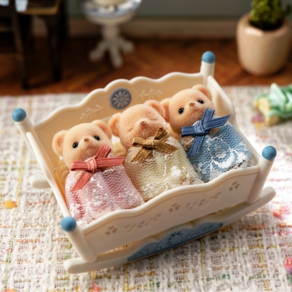 SYLVANIAN Families Biscuit Bear Sleepy Triplets 5866