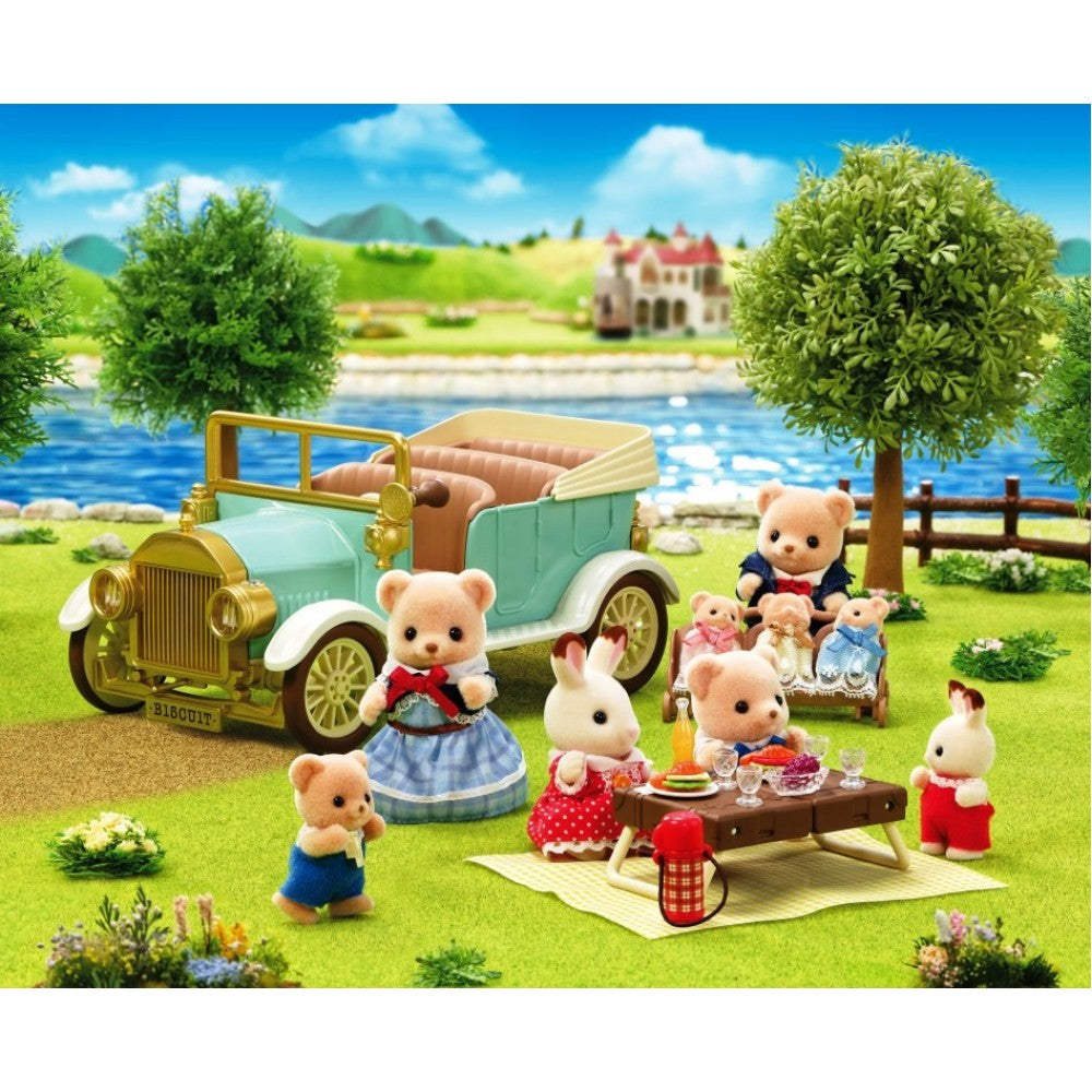 SYLVANIAN Families Classic Family Car 5868