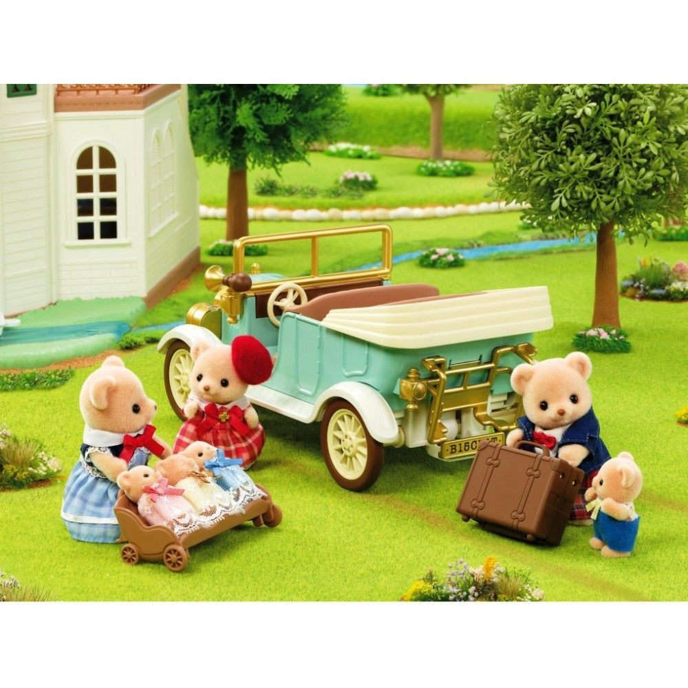 SYLVANIAN Families Classic Family Car 5868