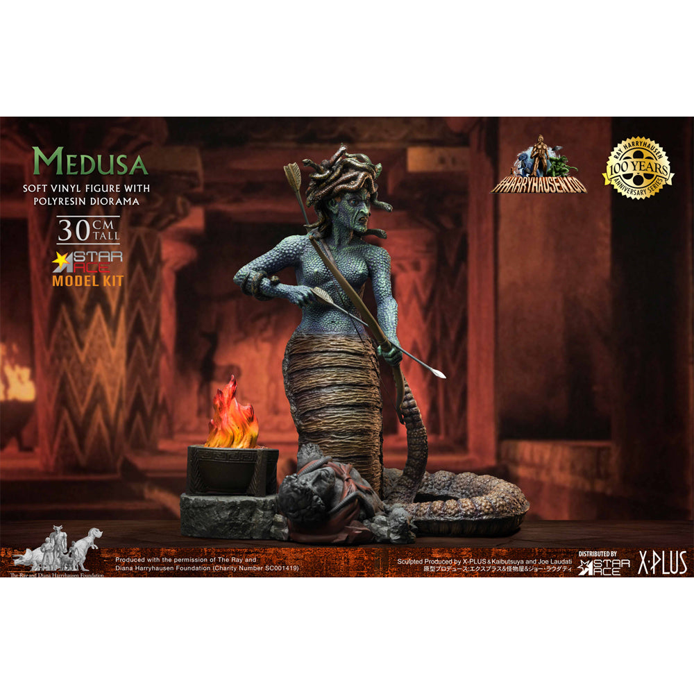 Star Ace Medusa 32cm Vinyl Model Kit SA9040M