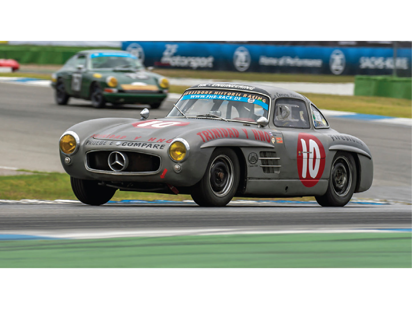 SCX Advance Digital Mercedes-Benz 300 SL Coupe Panamericana SCXE10557 1:32