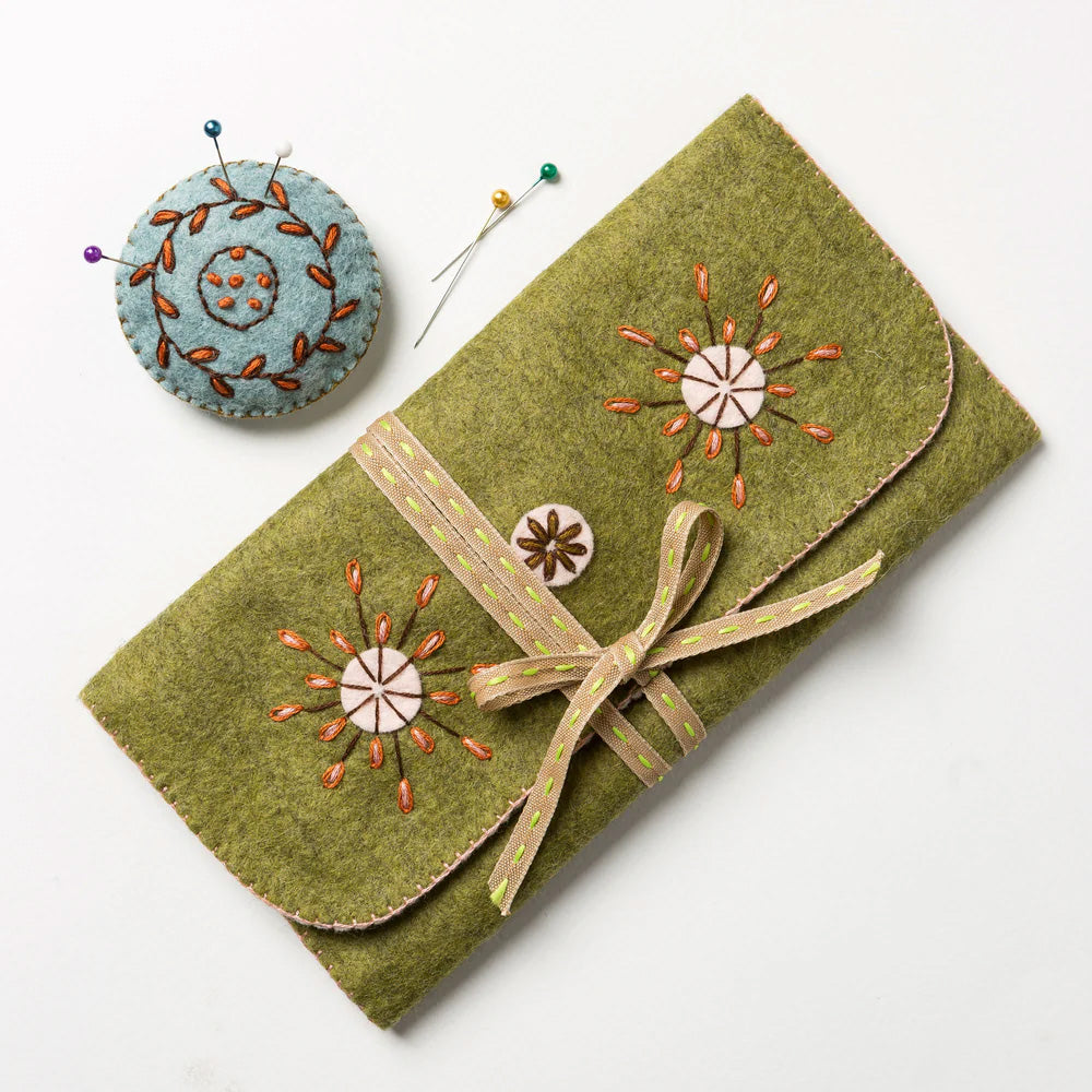 Corinne Lapierre Sewing Roll Felt Craft Kit