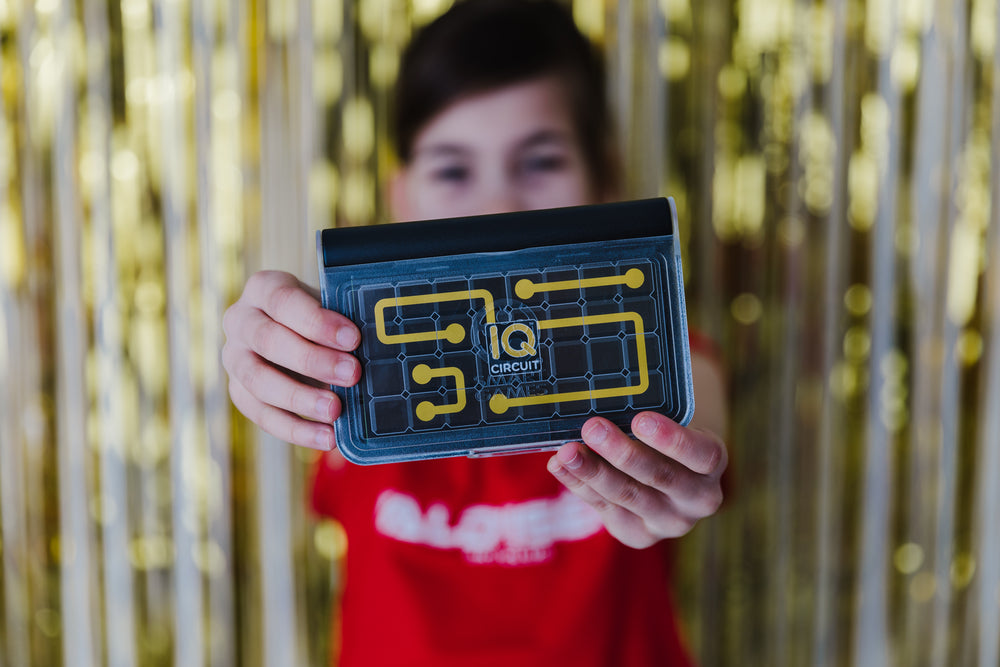 SmartGames IQ Circuit Logic Game SG-467