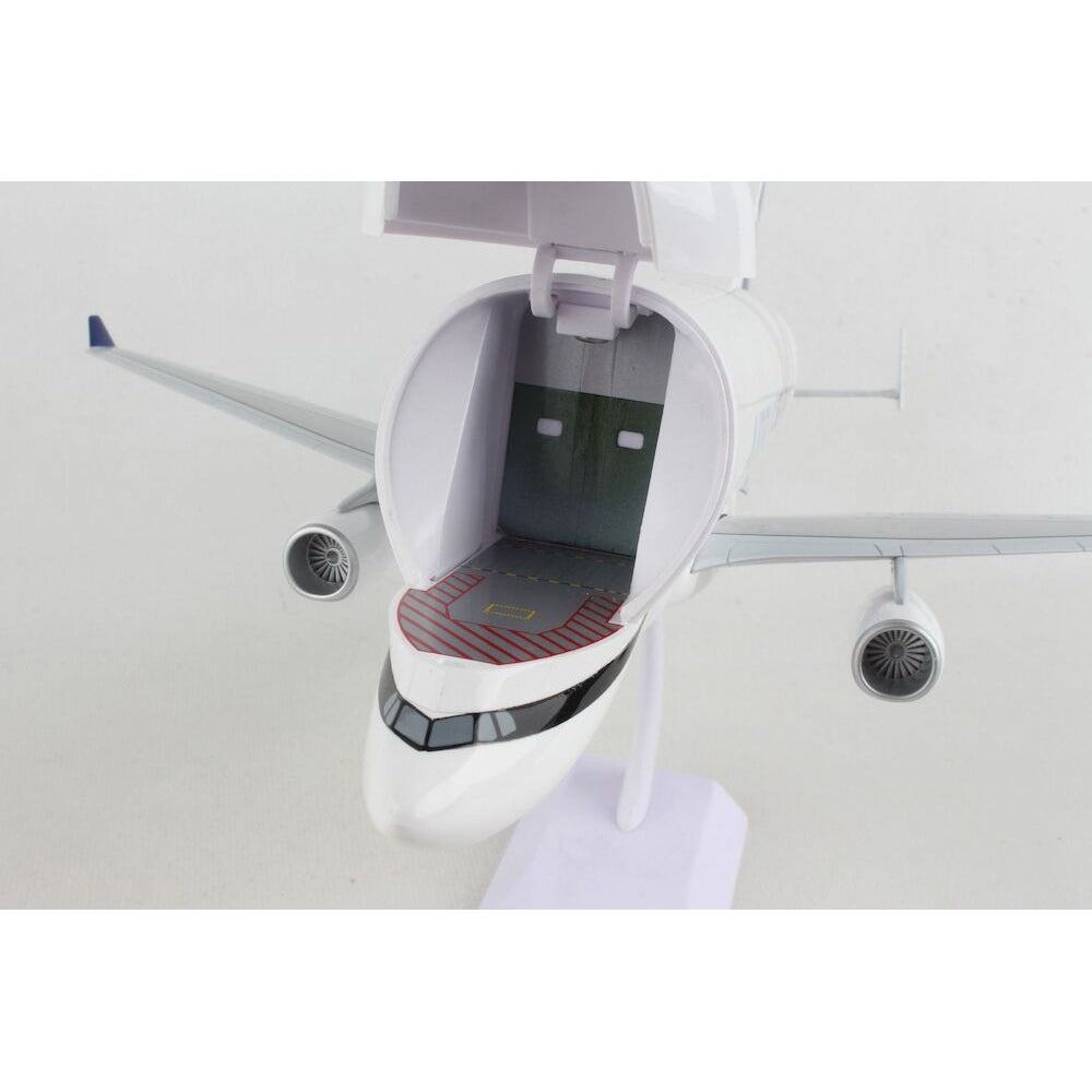 Sky Marks 1090 Airbus Beluga XL 1:200 Plastic Model
