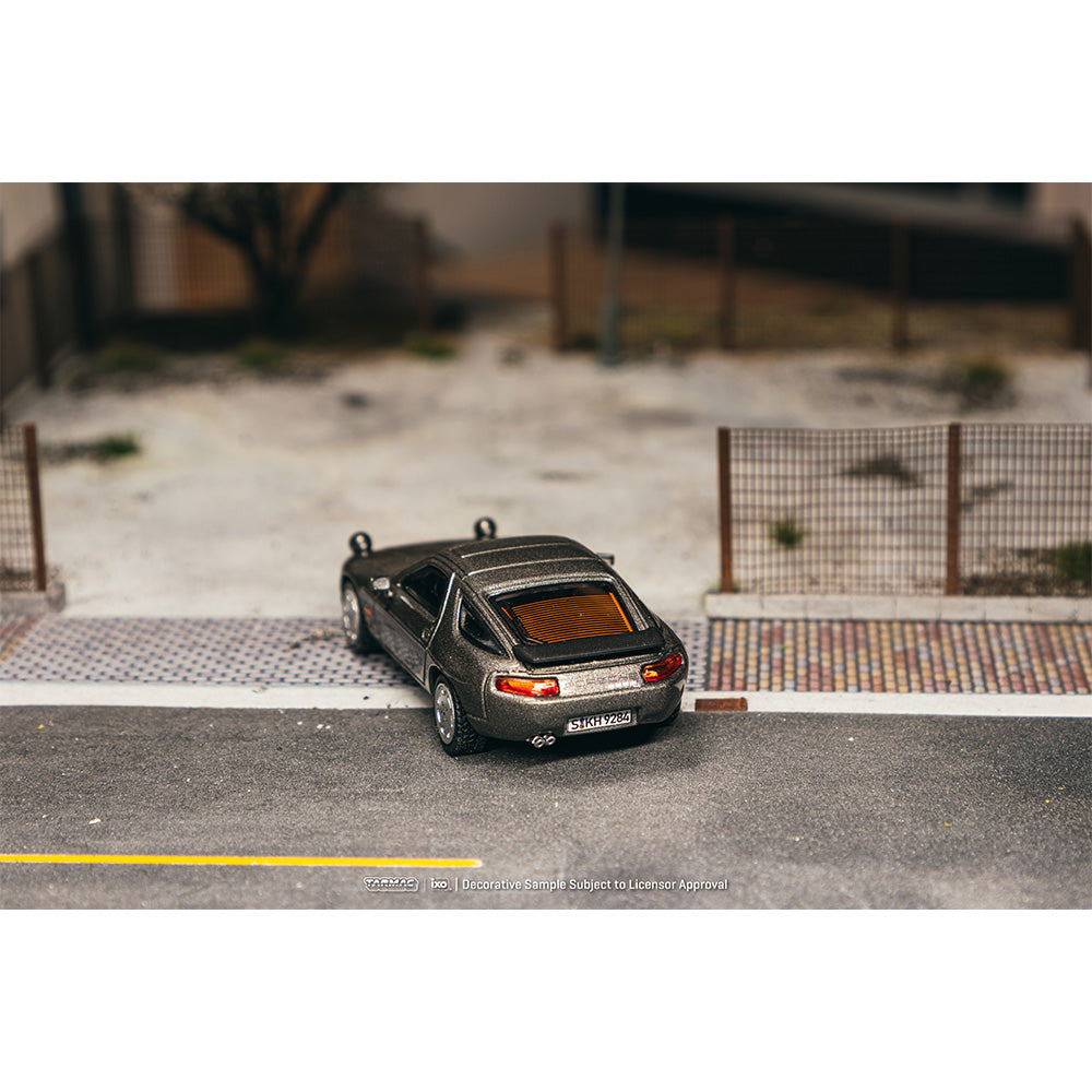 Tarmac Works Porsche 928 S4 Metallic Grey 1:64 Diecast Model 085