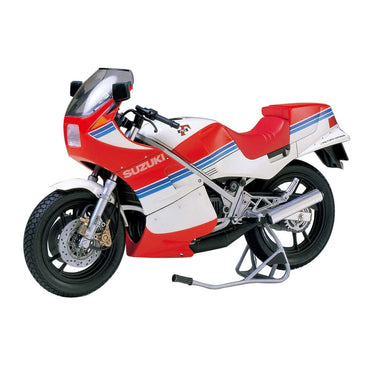 Tamiya 14029  Suzuki RG250 with full options 1:12 Plastic Model Bike Kit
