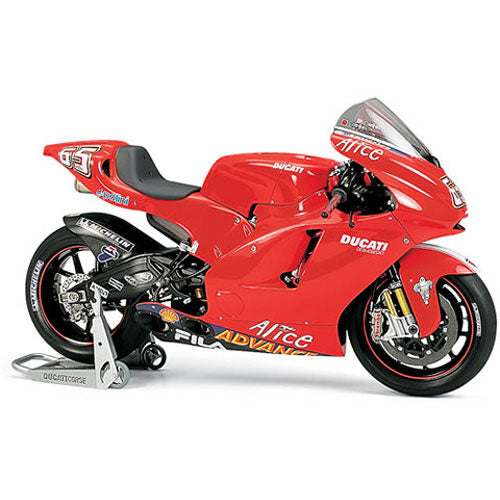 TAMIYA 14101 Ducati Desmosedici 1:12 Bike Model Kit