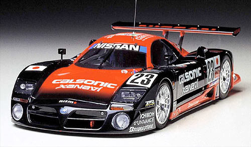 TAMIYA 24192 Nissan R390 GT1 1:24 Car Model Kit