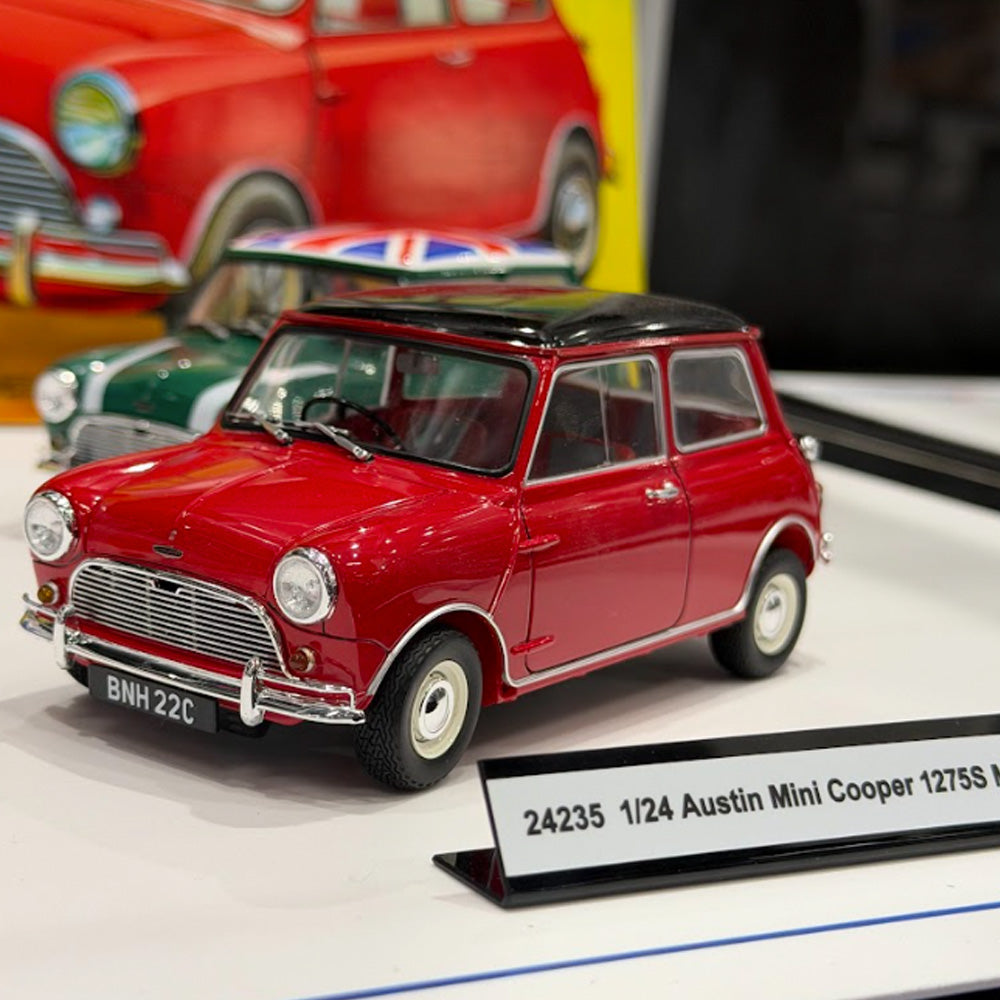 Tamiya 24235 Austin Mini Cooper 1275S Mk.I 1:24 Model Kit