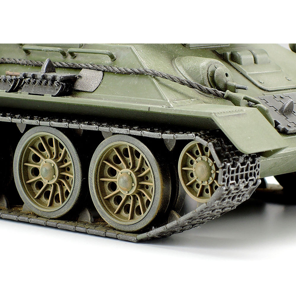 Tamiya 32599  Russian Medium Tank T-34-85 1:48 Plastic Model Tank Kit