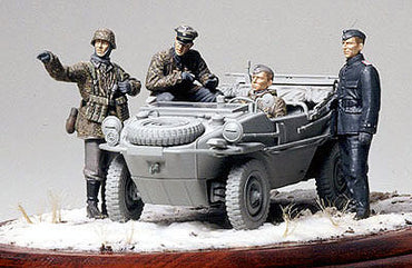 TAMIYA 35253 4 Recon figures for Schwimwagon 1:35 Military Model Kit