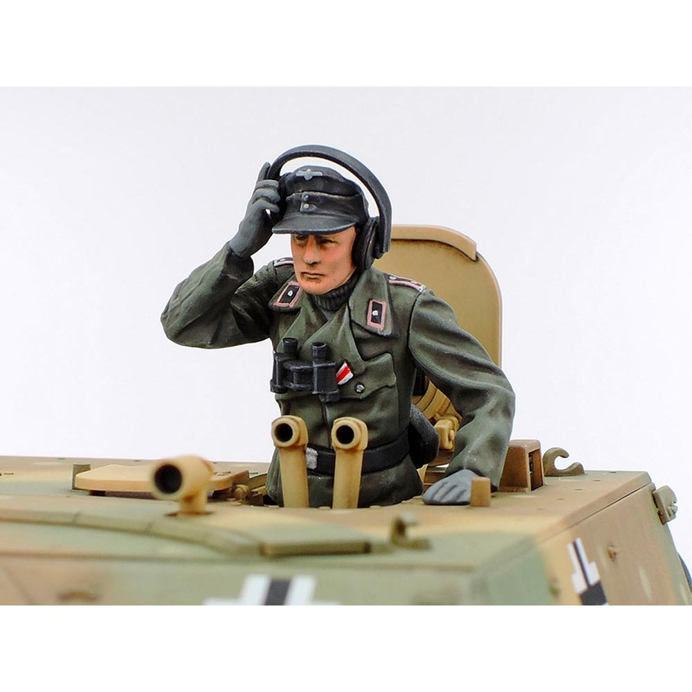 Tamiya 35381 German  Panzer IV/70A Tank 1:35 Model Kit