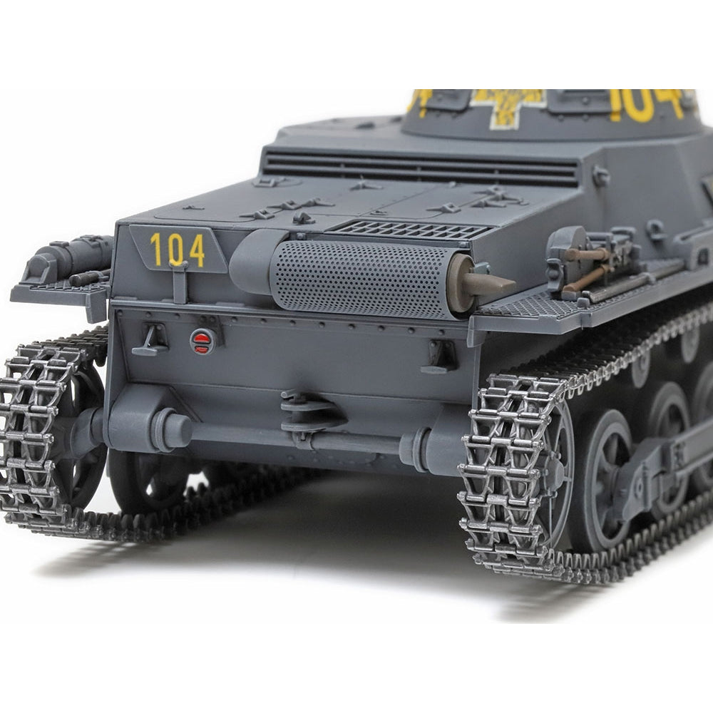 Tamiya 35388 Panzer Panzerkampfwagen I Ausf.B German Tank 1:35 Model Kit