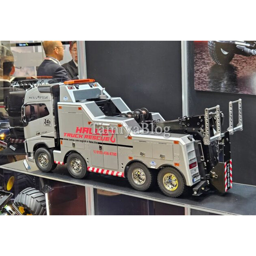 Tamiya RC Volvo FH16 Globetrotter 750 8x4 Tow Truck (Silver) 1:14 RC Truck Kit