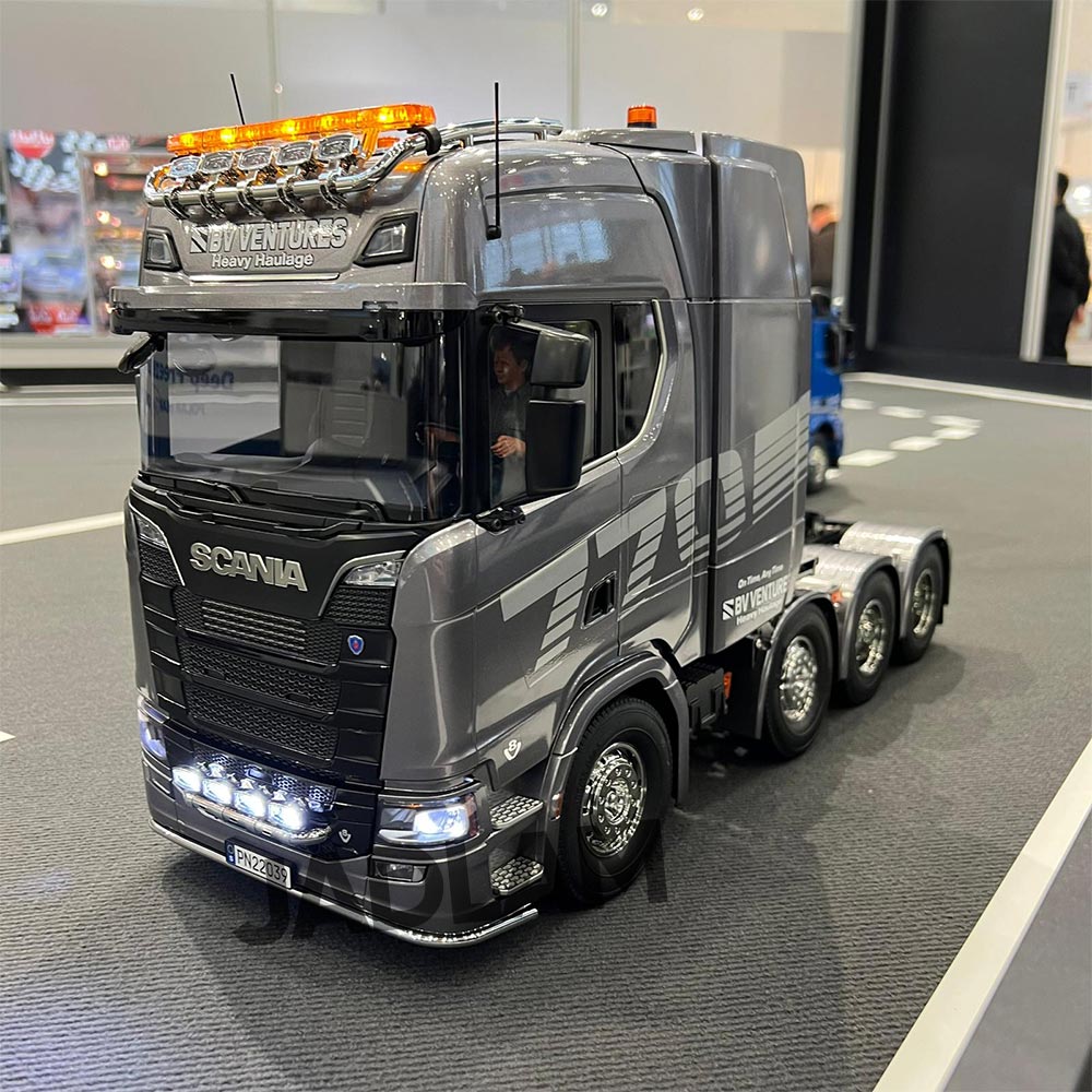 Tamiya RC 56371 Scania 770 8x4/4 1:14 RC Truck Assembly Kit