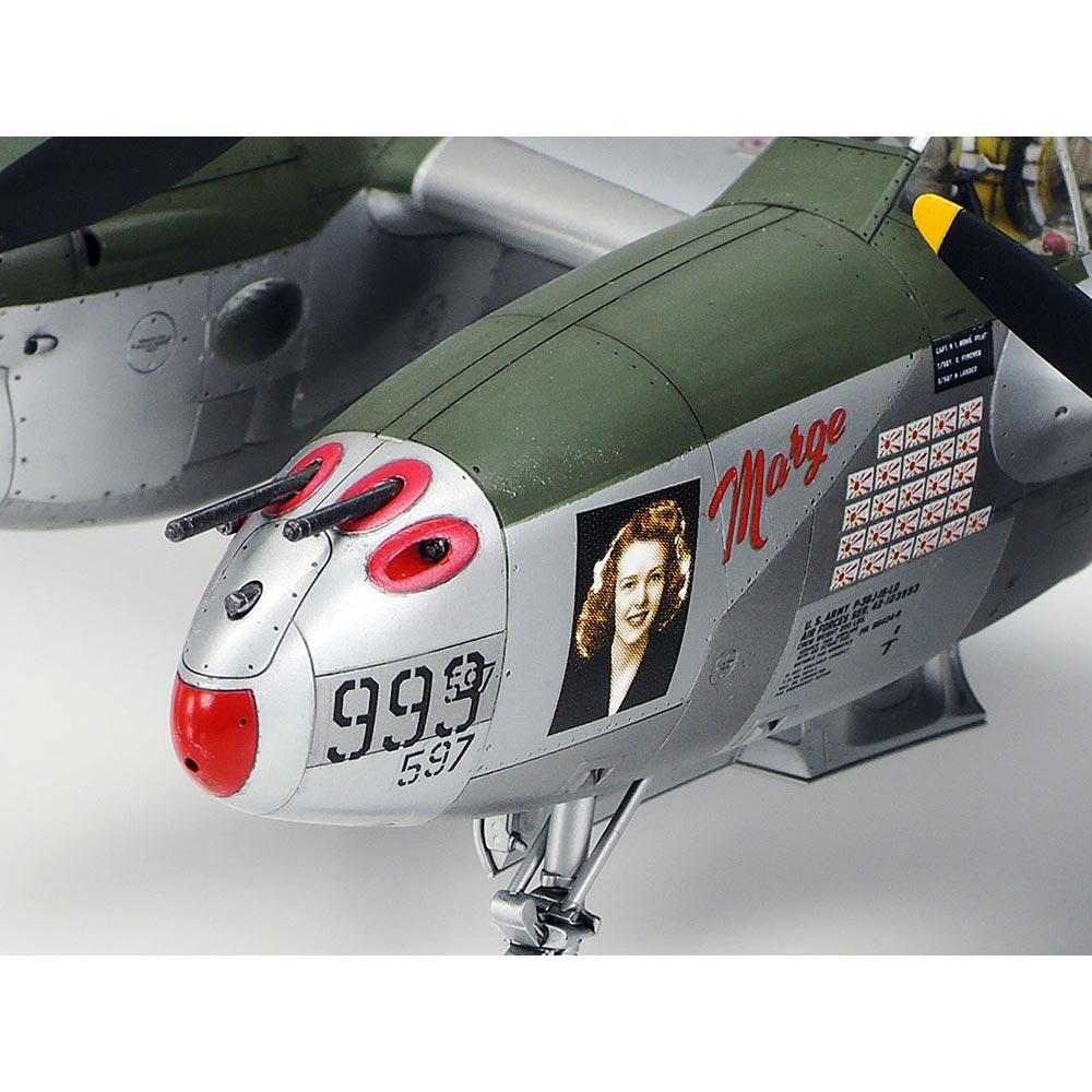 Tamiya Lockheed P-38 J Lightning 1:48 Plastic Model Kit 61123